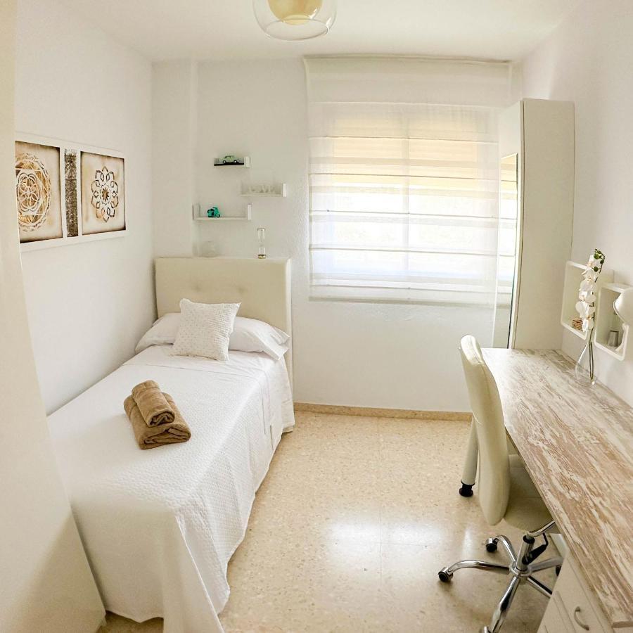 Apartament Catalina - Close To The Beach Estepona Exterior foto